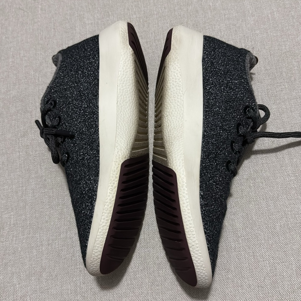 Wmns Allbirds Wool Runner Mizzle-Sz 9-Salt n Pepper Color-White Soles - Picture 9 of 15